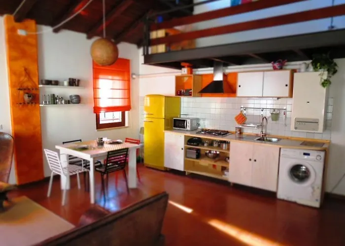 Loft In Romantic דירה
